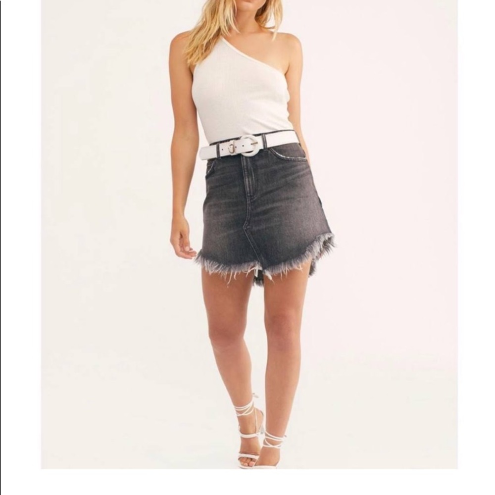 NWT Free People Black Distressed Denim Jeans Mini Skirt Womens 27 Charcoal